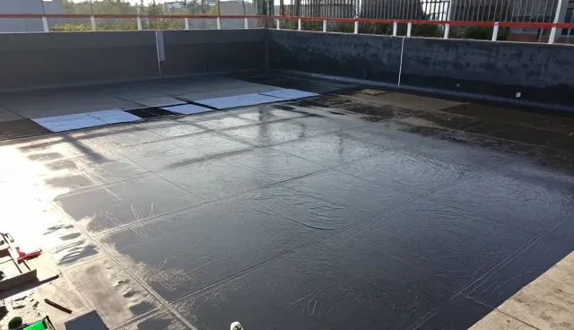 屋面防水施工常见误区与选型关注点